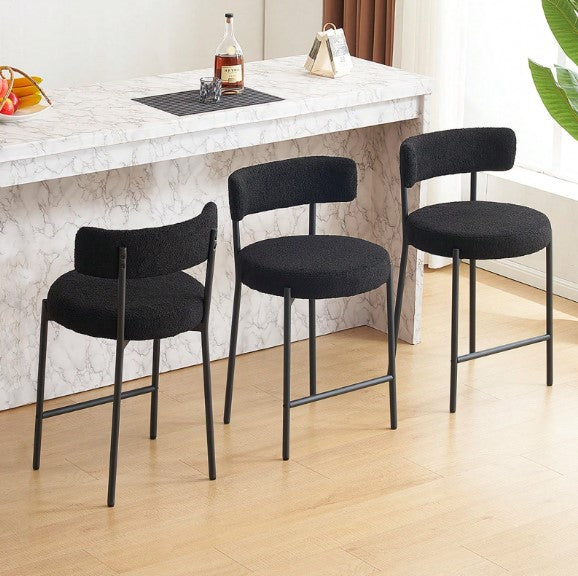 Black Furry Bar Stool Set With Metal Black Frame Modern Sherpa Upholstered Dining Chairs With Padded Seat Industrial Counter Stool For Home Bars Kitchens Cafes Lounges Luxurious Kitchen Chairs Room Decor