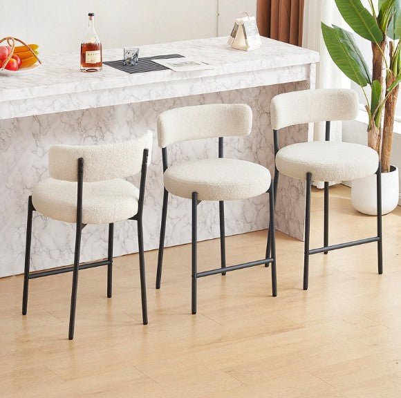 Ivory White Furry Bar Stool Set With Metal Black Frame Modern Sherpa Upholstered Dining Chairs With Padded Seat Industrial Counter Stool For Home Bars Kitchens Cafes Lounges Luxurious Kitchen Chairs Room Decor